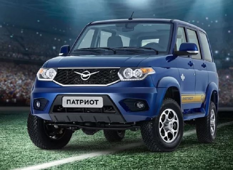 detali-cvetovyh-reshenij-uaz-patriot-15