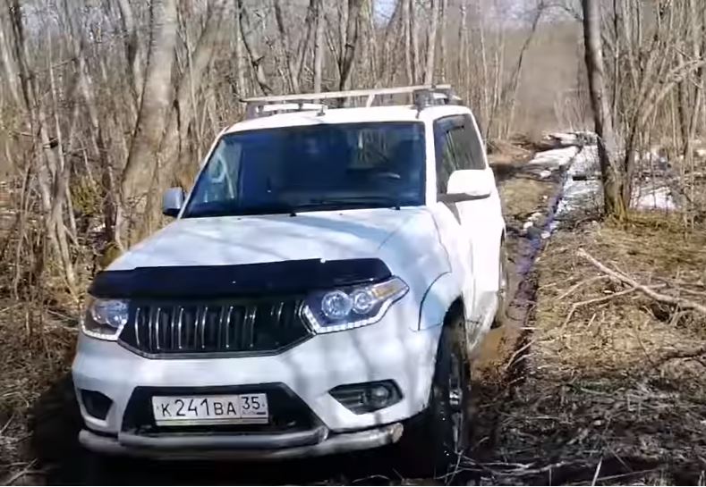 uaz-patriot-2019-bezdorozhe-2