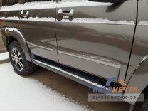 Молдинги на двери (в цвет) для УАЗ Патриот-4