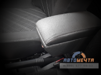 Подлокотник-бокс Лада Ларгус на салазках-5